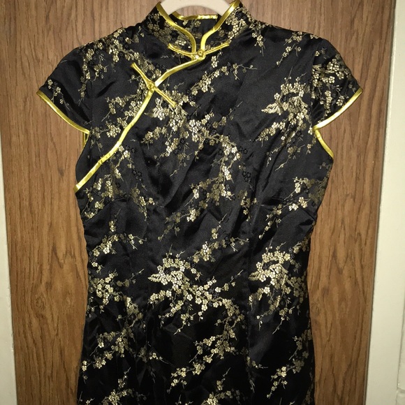 Dresses & Skirts - Chinese inspired dress